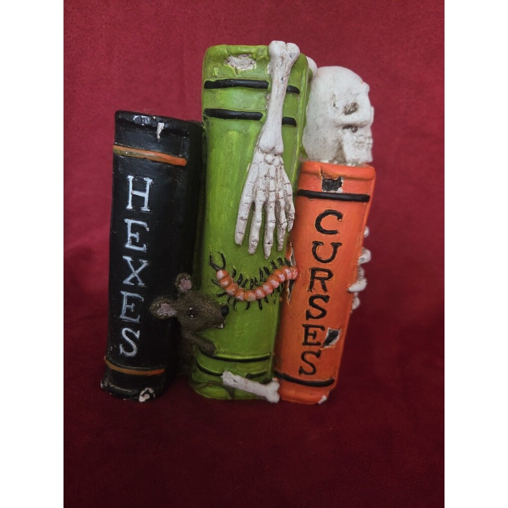 Vintage Plaster Ritual Spells Book Halloween Prop Decor Rat Accent Home Decor